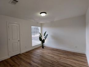 9707 Richmond Avenue 80, Houston TX 77042