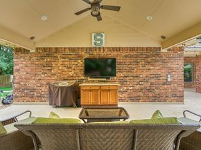 2500 Eagle Post Drive, Conroe TX 77304