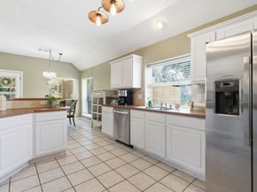 2202 Stoneycreek Park Court, Conroe TX 77385