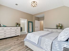 2202 Stoneycreek Park Court, Conroe TX 77385