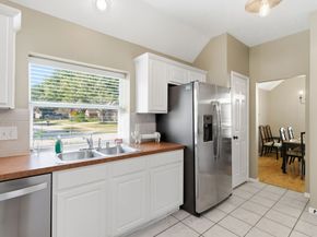 2202 Stoneycreek Park Court, Conroe TX 77385