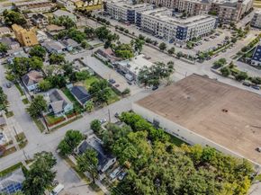 1517 Chapman Street, Houston TX 77009