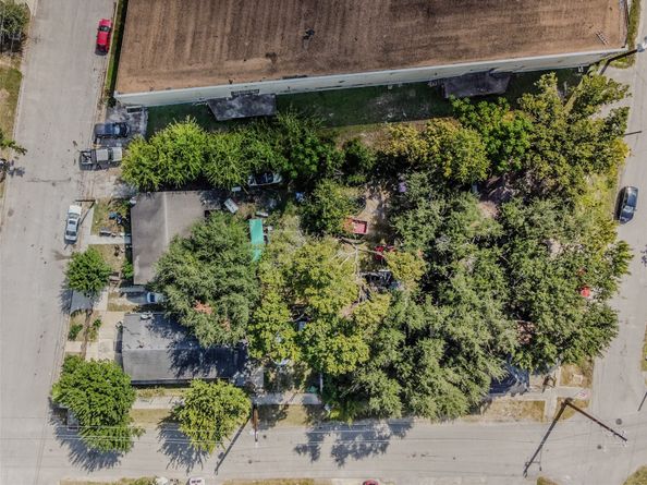 1517 Chapman Street, Houston TX 77009