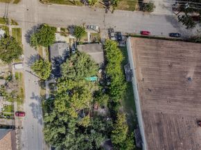 1517 Chapman Street, Houston TX 77009