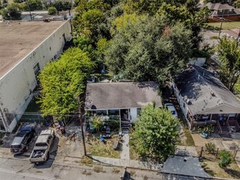 1517 Chapman Street