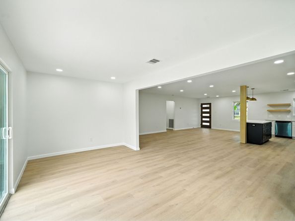 6034 Birchmont Drive, Houston TX 77092