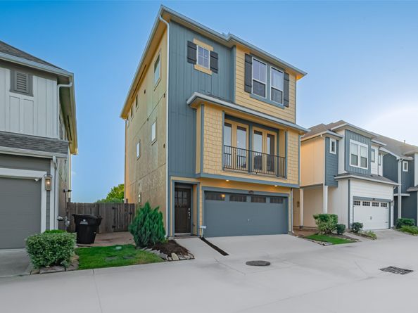 11922 Briarwood Hill Way, Houston TX 77051