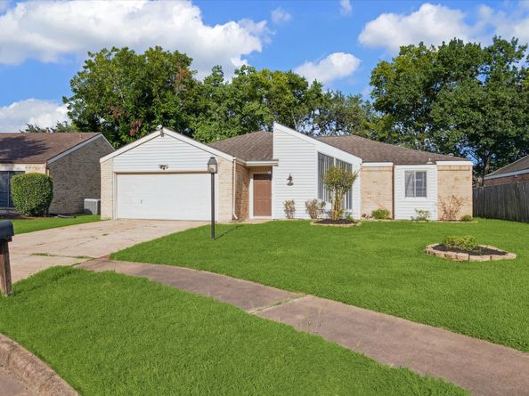 12411 Caren Court, Houston TX 77031