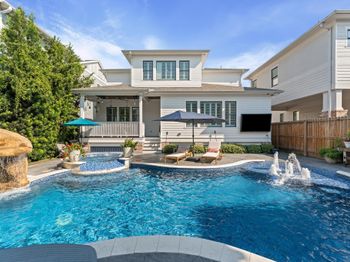 508 E 25th Street