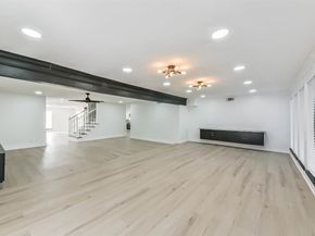 6918 Bent Branch Drive, Houston TX 77088