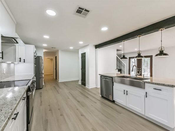 6918 Bent Branch Drive, Houston TX 77088