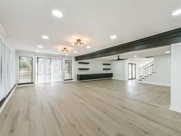 6918 Bent Branch Drive, Houston TX 77088