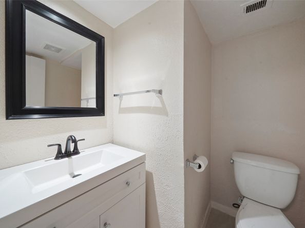 17210 Imperial Valley Drive 2, Houston TX 77060