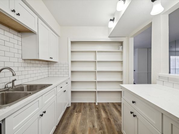 11540 Chimney Rock Road 128, Houston TX 77035