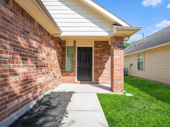 1130 Watson Crossing Way, Houston TX 77067