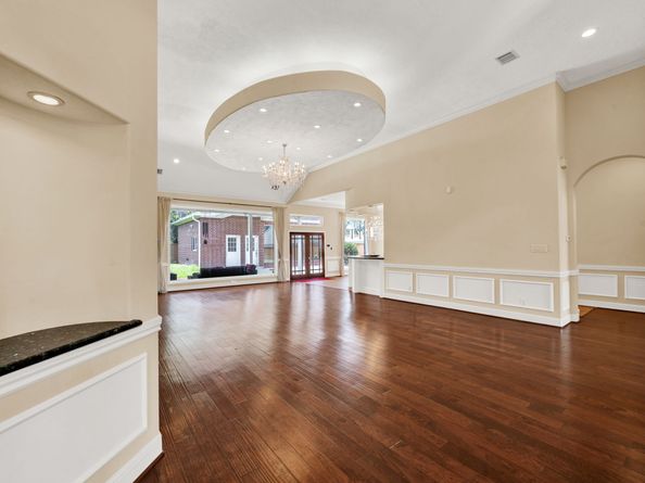 4317 Willowbend Boulevard, Houston TX 77035