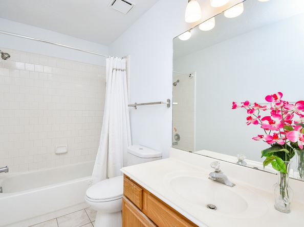 9338 Corner Oak Lane, Houston TX 77036