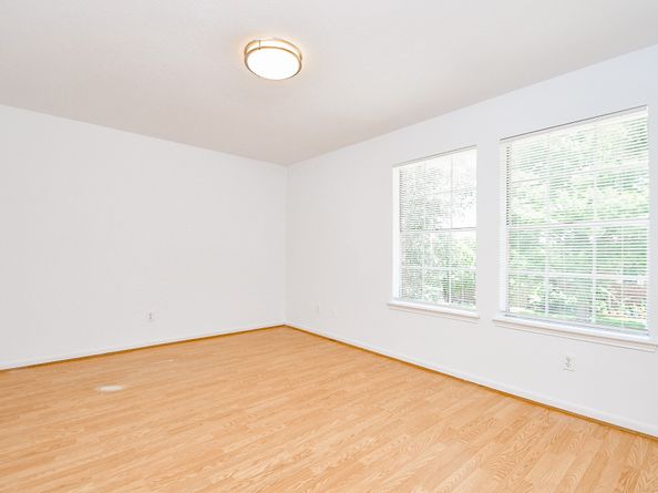 9338 Corner Oak Lane, Houston TX 77036