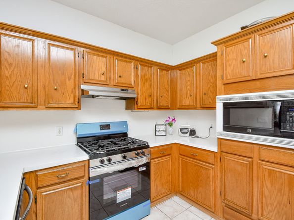 9338 Corner Oak Lane, Houston TX 77036