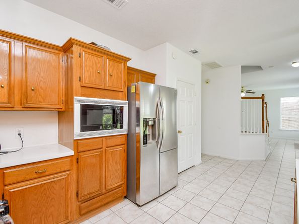 9338 Corner Oak Lane, Houston TX 77036