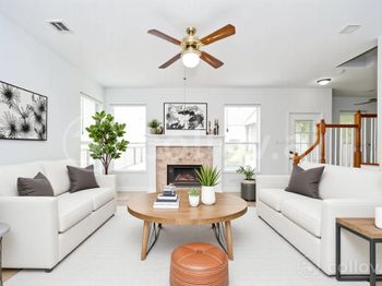 9338 Corner Oak Lane