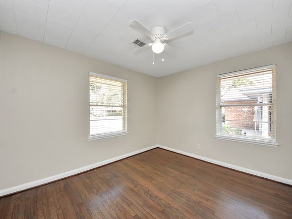 2215 Gardenia Drive, Houston TX 77018