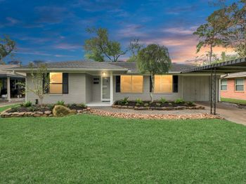 2215 Gardenia Drive