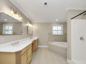 2215 Gardenia Drive, Houston TX 77018