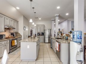 2913 Autumn Creek Drive, Friendswood TX 77546