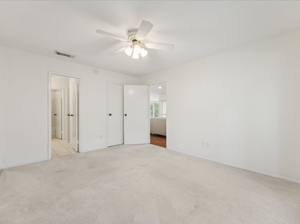 1881 Bering Drive 82, Houston TX 77057