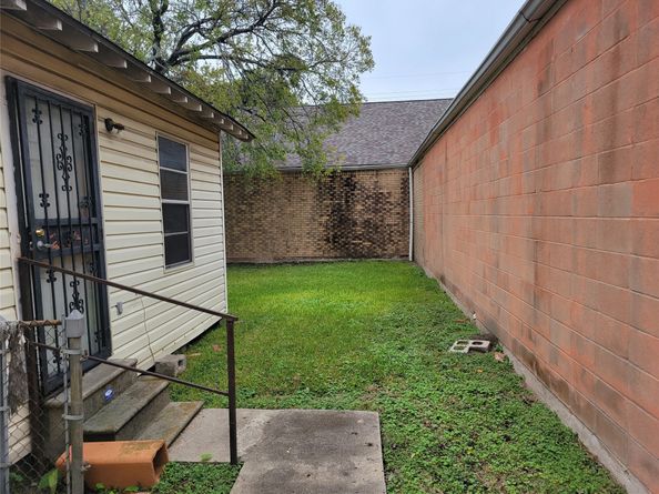 3410 Nagle Street, Houston TX 77004