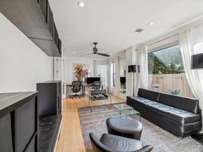 5609 Kansas Street C, Houston TX 77007