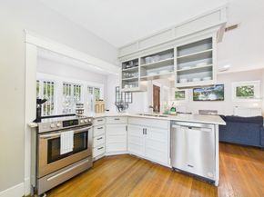 3613 Audubon Place, Houston TX 77006