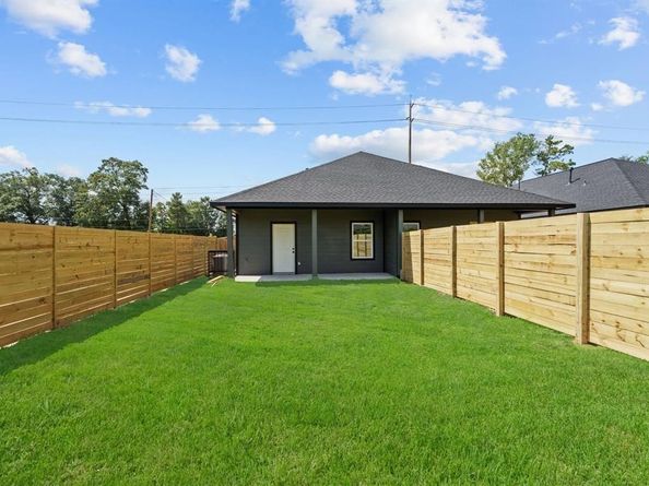7311 Sandra Street B, Houston TX 77028
