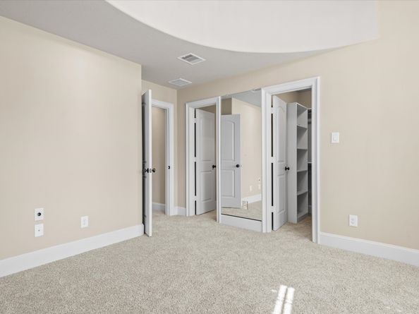 15811 Crestbrook Drive, Houston TX 77059