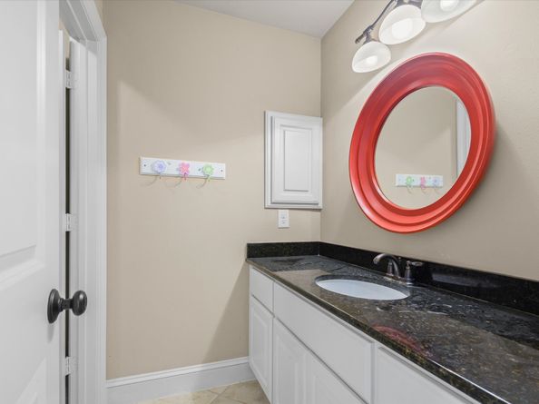 15811 Crestbrook Drive, Houston TX 77059