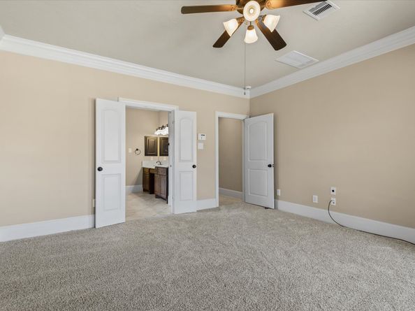 15811 Crestbrook Drive, Houston TX 77059