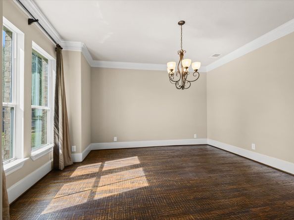 15811 Crestbrook Drive, Houston TX 77059