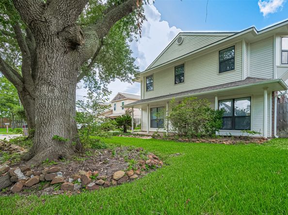 2307 Country Place Drive, Richmond TX 77406