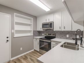 2805 Panagard Drive 38, Houston TX 77082