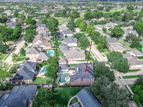 2111 S Pecan Trail Drive, Richmond TX 77406