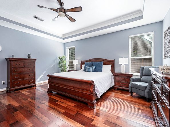 2111 S Pecan Trail Drive, Richmond TX 77406