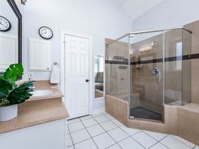 2111 S Pecan Trail Drive, Richmond TX 77406