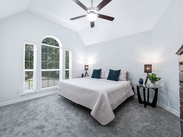 2111 S Pecan Trail Drive, Richmond TX 77406