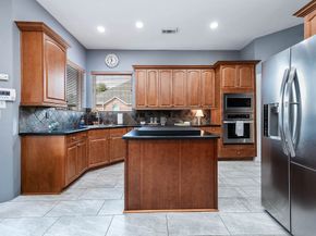 2111 S Pecan Trail Drive, Richmond TX 77406