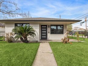 1003 E 14th Street, Houston TX 77009
