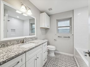 1003 E 14th Street, Houston TX 77009