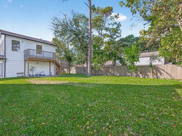 11906 Moorcreek Drive, Houston TX 77070