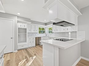 11906 Moorcreek Drive, Houston TX 77070