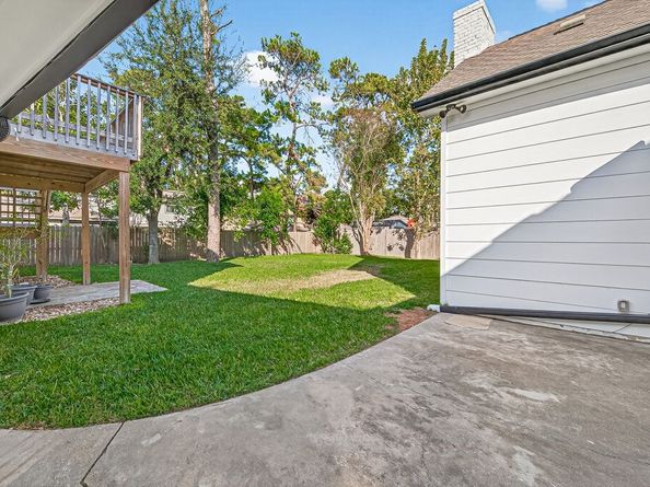 11906 Moorcreek Drive, Houston TX 77070